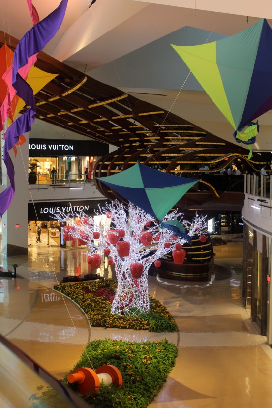 Kydee Williams travelbyky.com